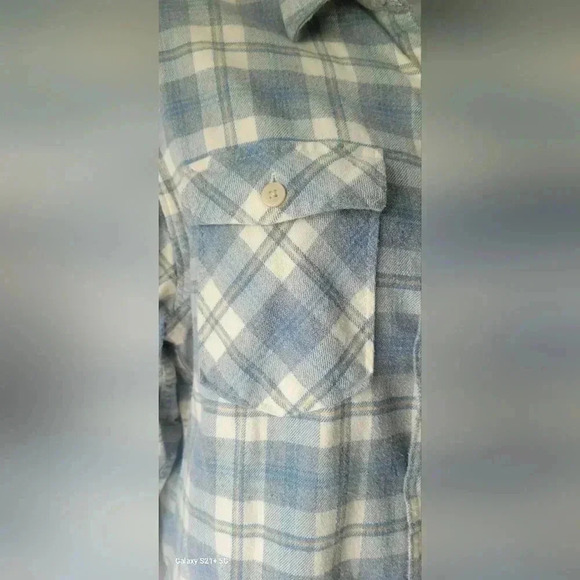 Eddie Bauer cozy pastel yellow & blue flannel shirt size medium - Picture 5 of 9